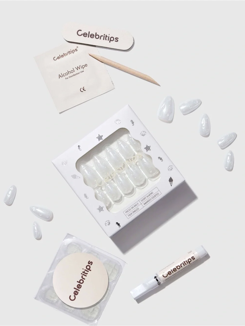 NIB Celebritips Glazing Drops Pearl Chrome Almond Press On Nails 32pc